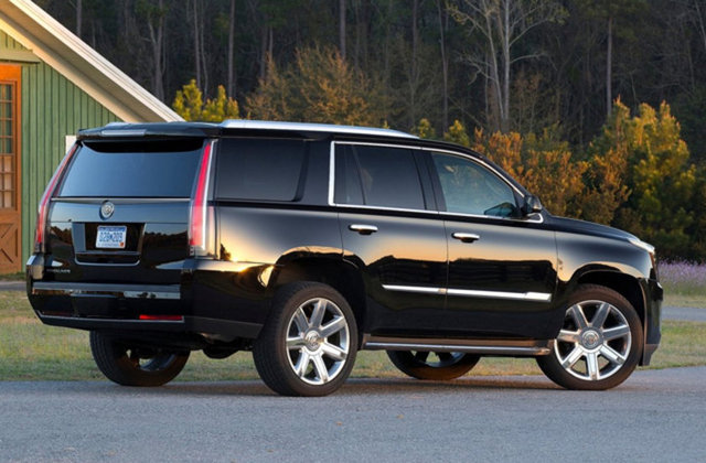 Axel Witsel (Tianjin Quanjian F.C.) - Cadillac Escalade