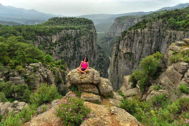 Bunun nedeni ise kanyonun rafting sporu için ideal olması...