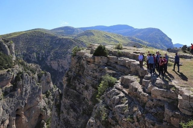 CEHENNEM DERESİ KANYONU, ARTVİN - Cehennem Deresi Kanyonu'nun yamaç eğimi, 90 dereceyi buluyor.