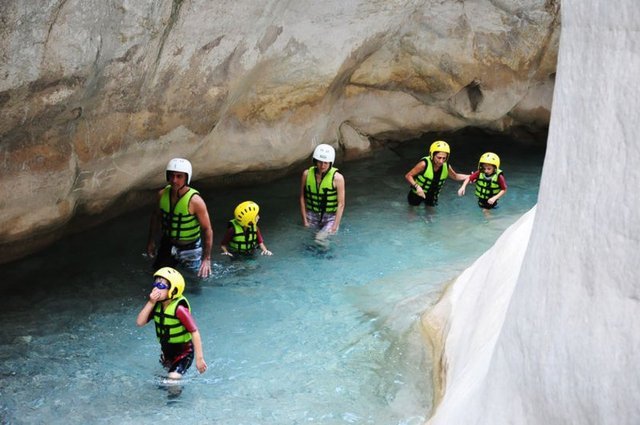 GÖYNÜK KANYONU, ANTALYA - Masmavi suyuyla Göynük Kanyonu, Kemer'de bulunuyor.