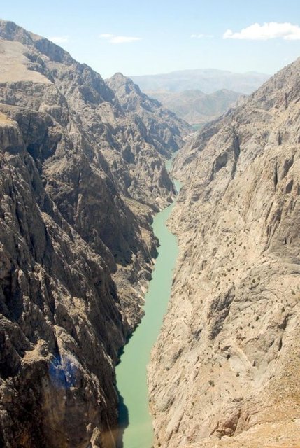 KARANLIK KANYON, ERZİNCAN - Oldukça dar ve karanlık olan bu doğa harikası, adrenalin tutkunları için bire bir. 