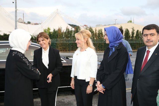 EMİNE ERDOĞAN, NİLÜFER BULUT, DEMET SABANCI ÇETİNDOĞAN, VASİP ŞAHİN