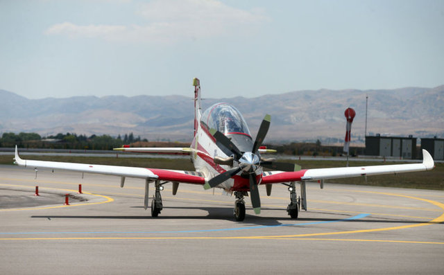 HÜRKUŞ Hafif Saldırı ve İleri Düzey Eğitim Uçağı - TUSAŞ