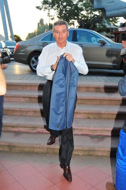 ÖMER DİNÇKÖK