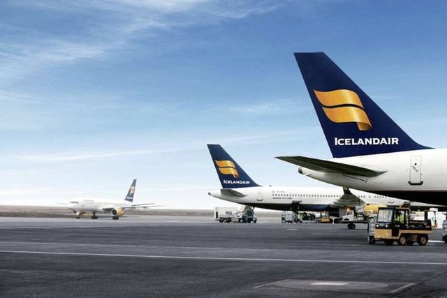 82 - ICELANDAIR - (İzlanda)