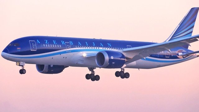 71 - AZERBAIJAN AIRLINES - (Azerbaycan)