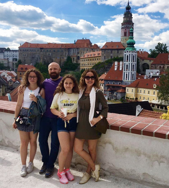 EDA, CEM, MİNA, HÜLYA KALYONCU