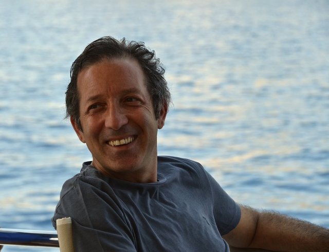 EMİR KUNT