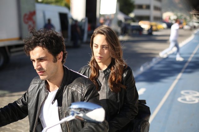 Kalp Atışı 1. Bölüm Fotoğrafları