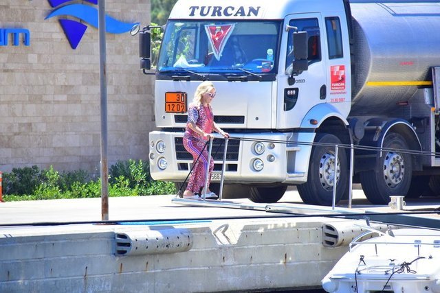 DEMET SABANCI ÇETİNDOĞAN