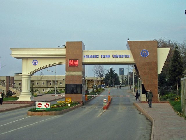 Süleyman Demirel Üniversitesi -  