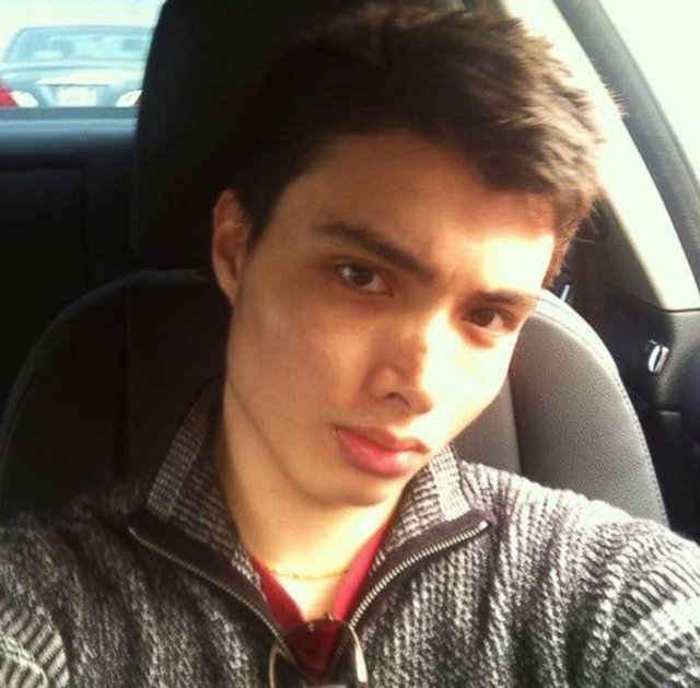ELLİOT RODGER - Youtube'da on binlerce takpçisi olan Elliot Rodger 2014 yılında intihar etti.