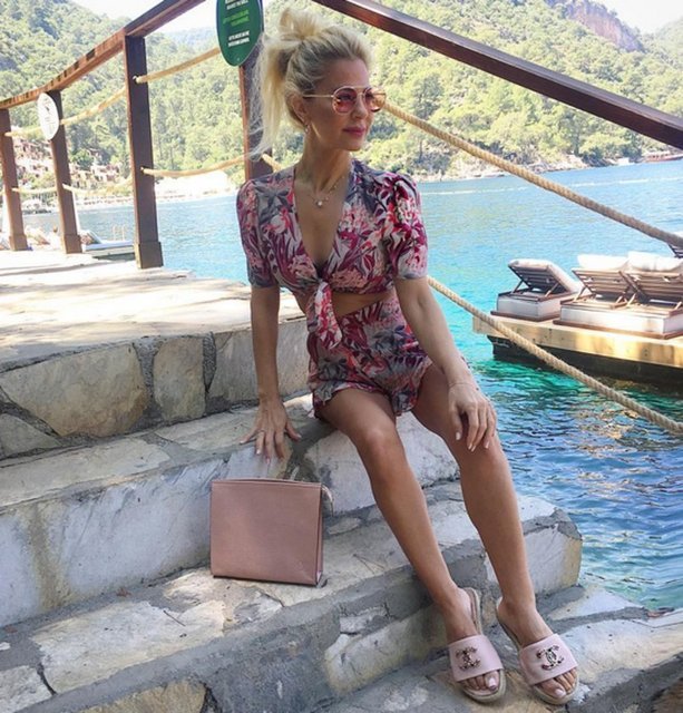 BURCU ŞENDİR