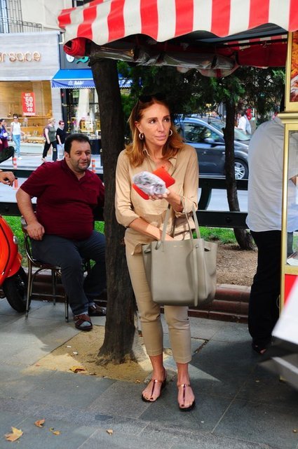 DİLEK HANİF