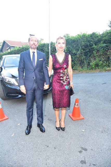 NEZİH - BERRAK BARUT