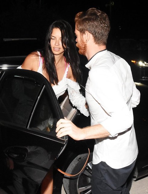 ADRIANA LIMA - METİN HARA