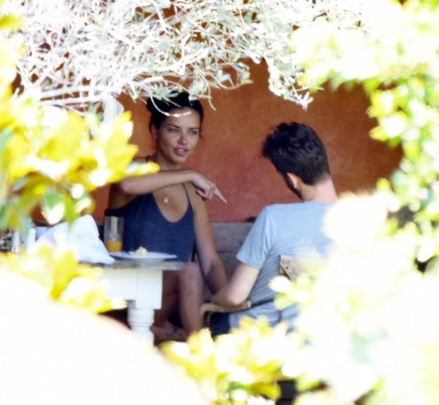 ADRIANA LIMA - METİN HARA