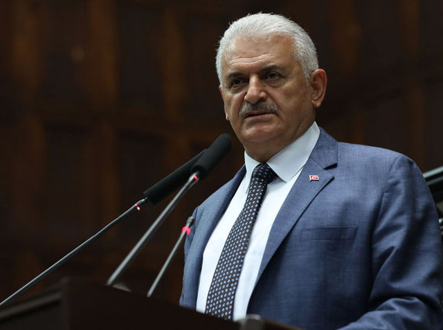 BAŞBAKAN BİNALİ YILDIRIM - Binali Yıldırım, 21 Aralık 1955'te Erzincan Refahiye'de doğdu. Gemi İnşaa Yüksek Mühendisi. İstanbul Teknik Üniversitesi Gemi İnşaa ve Deniz Bilimleri Fakültesi'ni bitirdi. Dünya Denizcilik Üniversitesi'nde (WMU) master öğrenimini tamamladı. 