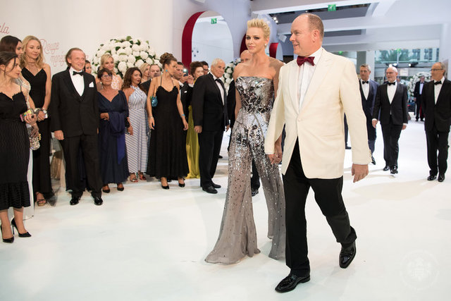 MONACO PRENSİ 2. ALBERT VE EŞİ PRENSES CHARLENE