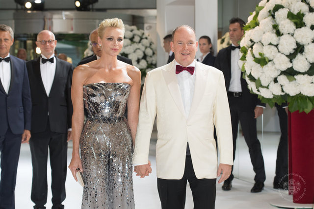 MONACO PRENSİ 2. ALBERT VE EŞİ PRENSES CHARLENE