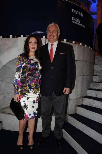 MARIA - NECMETTİN ELİYEŞİL