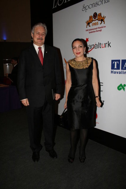 MARIA - NECMETTİN ELİYEŞİL