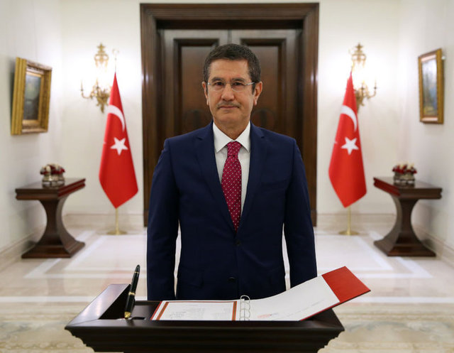 Milli Savunma Bakanı Nurettin Canikli