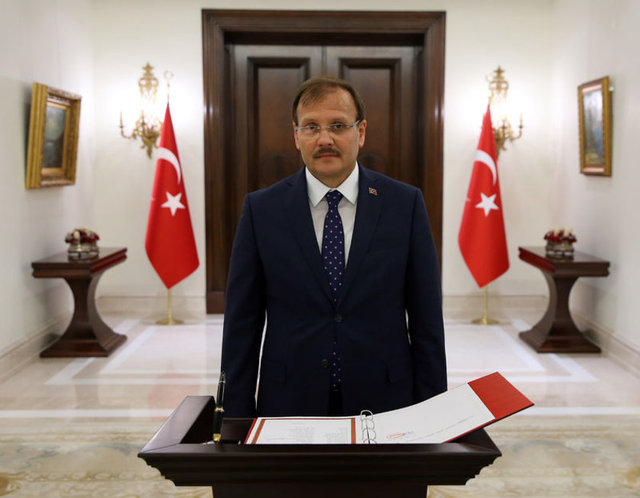Başbakan Yardımcısı Hakan Çavuşoğlu