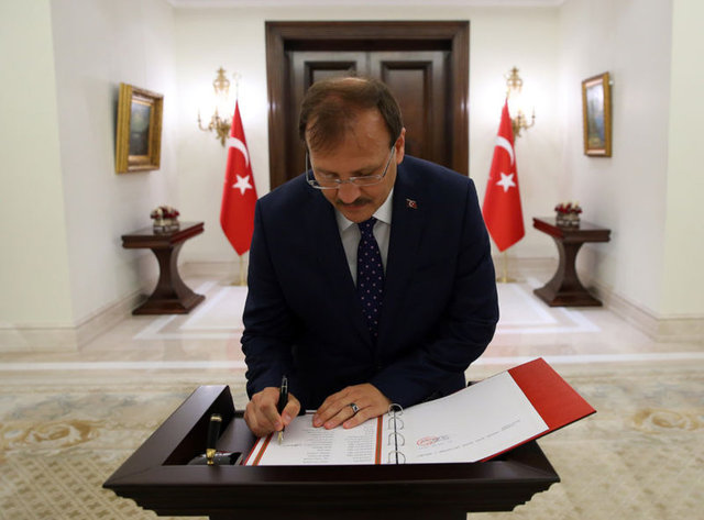 Başbakan Yardımcısı Hakan Çavuşoğlu