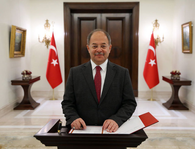 Başbakan Yardımcısı Recep Akdağ