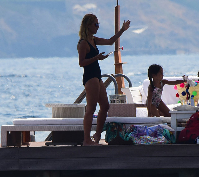 HANDE GAMGAM