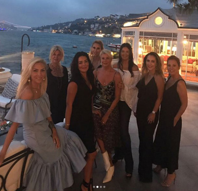 ARZU SABANCI, SEVİM UYAR, SİNEM AYAN, AYLİN TAHİNCİOĞLU, BEGÜM ŞEN, ŞEBNEM ARSLAN, YELDA TİFTİK, GÜLŞAH ALKOÇLAR
