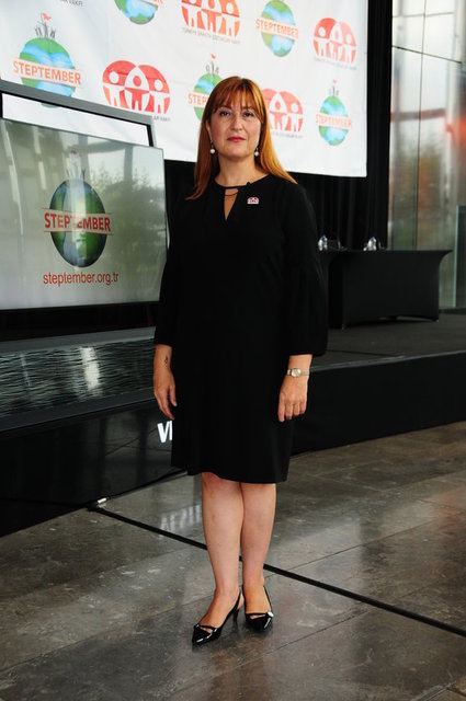 NİGAR EVİN