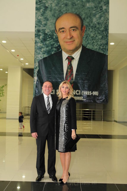 ARZU  - ÖMER SABANCI
