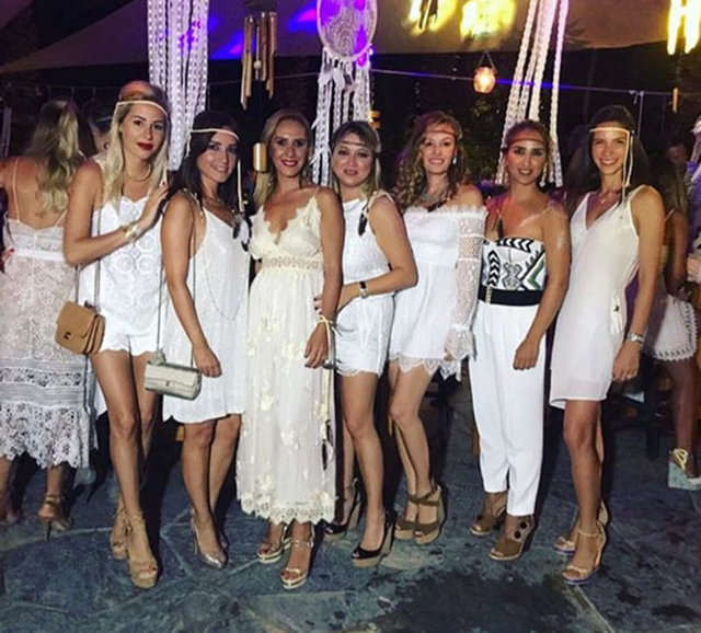 SANEM TEZMAN, NAZLI ÇELİK, HANDE GAMGAM, MELDA KOSİF, SİBEL TEZMAN