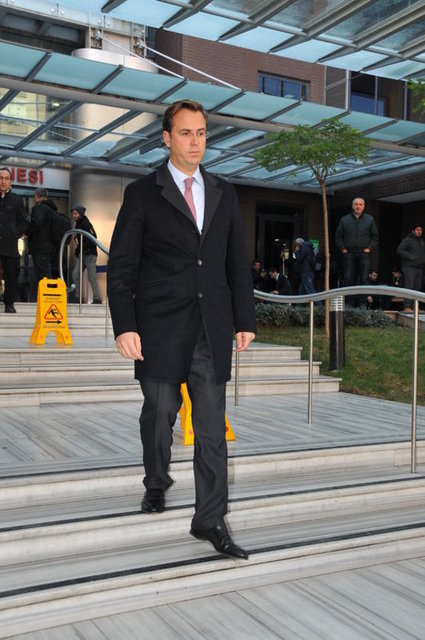MURAT ÖZYEĞİN