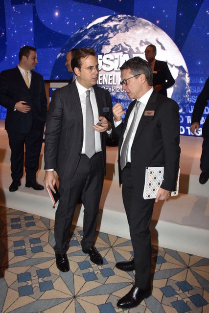 MURAT ÖZYEĞİN
