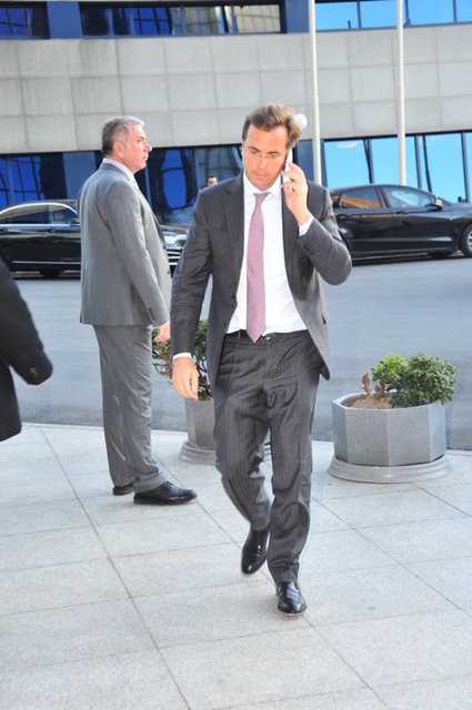 MURAT ÖZYEĞİN