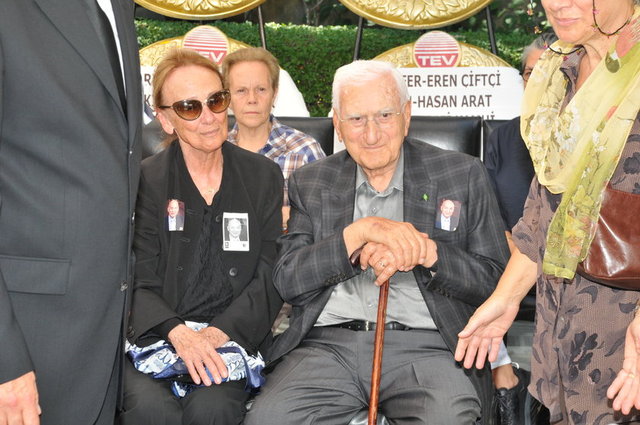 ALEV BERKER, NİHAT GÖKYİĞİT