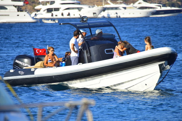 NURİ - SELİN HAS