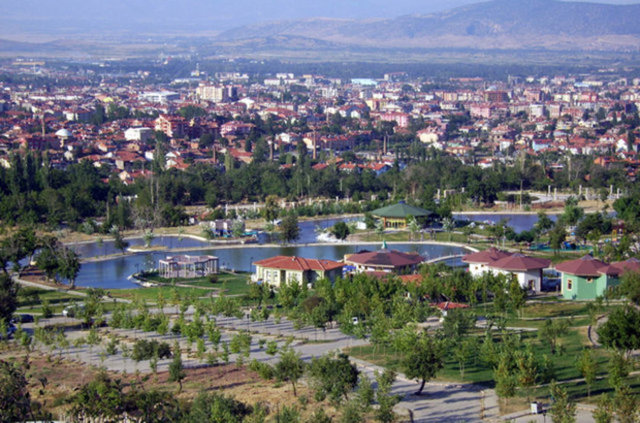 Isparta - 1923 nüfusu: 144804 - 2016 nüfusu: 427324 - Değişim(%): 195