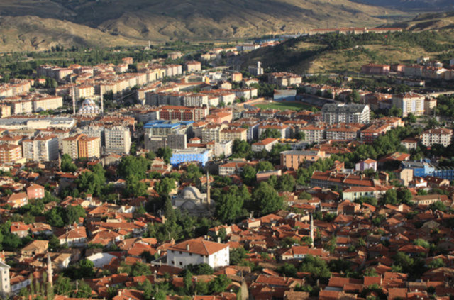 Çankırı - 1923 nüfusu: 156588 - 2016 nüfusu: 183880 - Değişim(%): 17