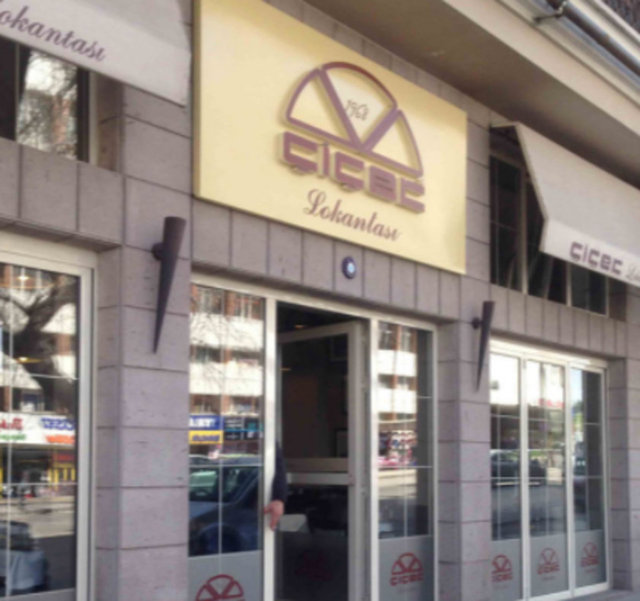 ÇİÇEK LOKANTASI - Ankara, Ulus - NE YENİR? - Kuru, pilav, nar çiçeği kompostosu, çorba (24 saat açık)