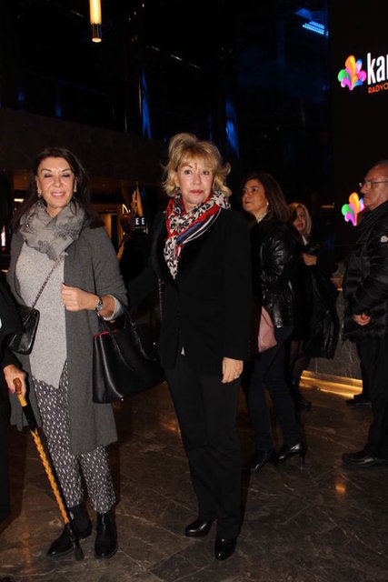 YASEMİN KAMHİ