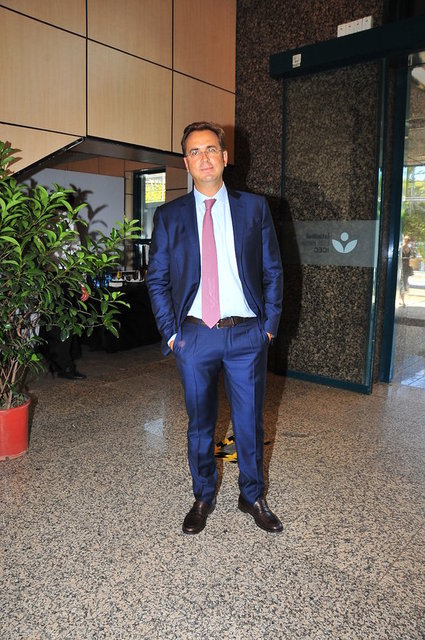 MURAT ÖZYEĞİN