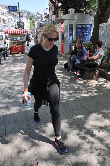 AYLİN SARUHAN