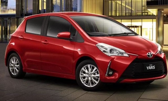 Toyota Yaris 1.500 CC - ESKİ MTV(1-3 YAŞ)1035 TL - YENİ MTV(1-3 YAŞ)1294 TL - ESKİ MTV(4-6 YAŞ)776 TL - YENİ MTV (4-6 YAŞ)970 TL