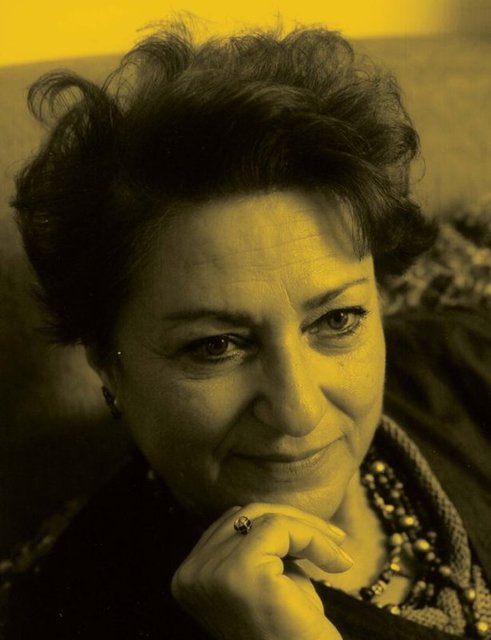 Türkiye'den Nobel Edebiyat Ödülü'ne aday gösterilen ilk kadın yazar ise Leyla Erbil'dir.