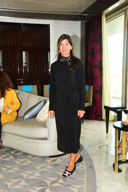 ZEYNEP ÜSTÜNEL