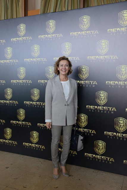 REVNA DEMİRÖREN
